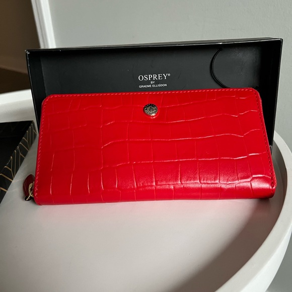 NWT Osprey Crock Red Leather Zip Around Wallet - Picture 2 of 13